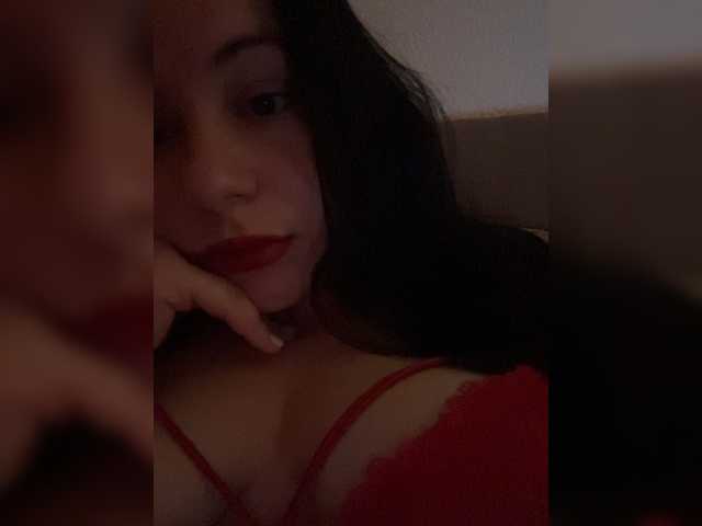 lovespace313000 live cam on BongaCams
