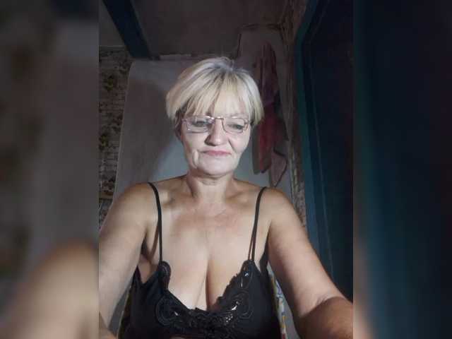 NikaGold45 live cam on BongaCams