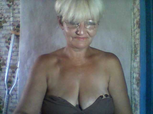 NikaGold45 live cam on BongaCams