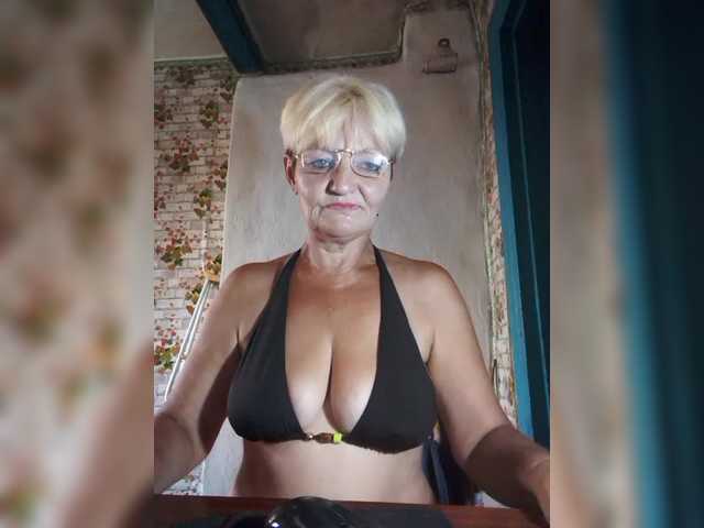 NikaGold45 live cam on BongaCams