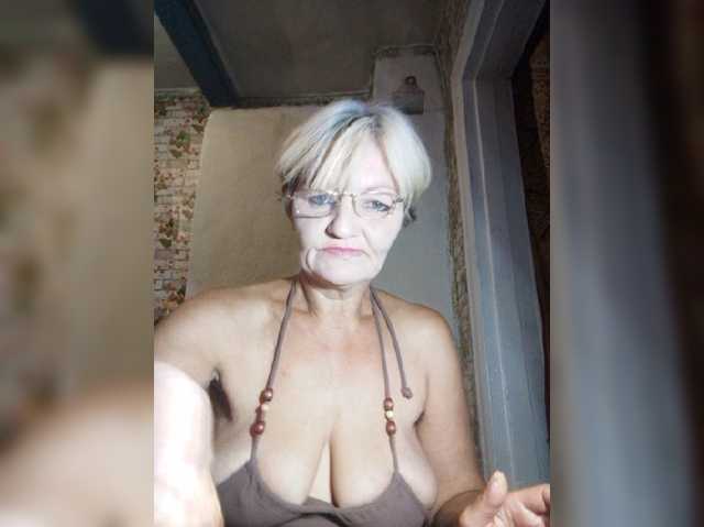 NikaGold45, en vivo ahora en BongaCams