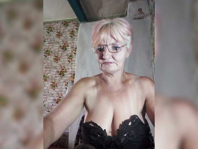 NikaGold45 live cam on BongaCams