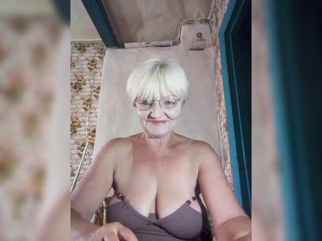 NikaGold45 live cam on BongaCams