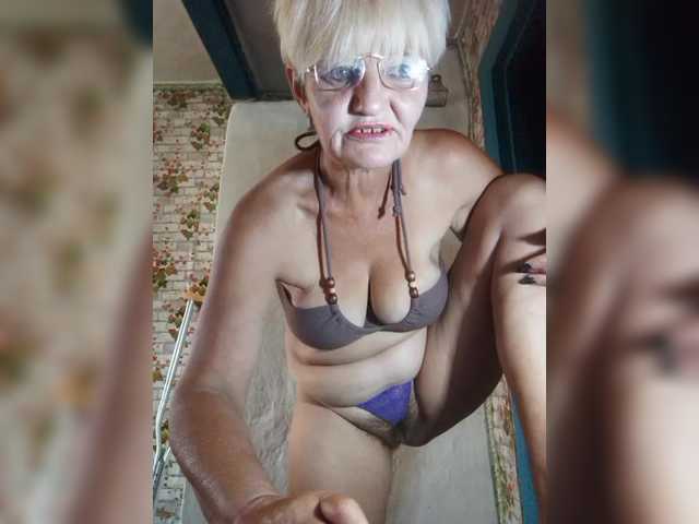 NikaGold45 live cam on BongaCams
