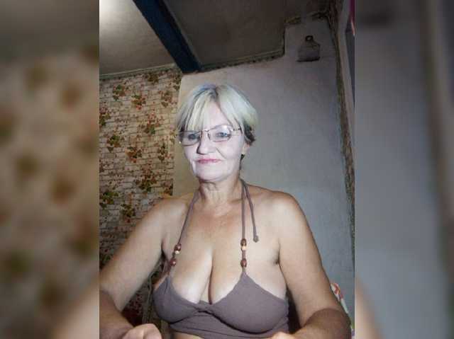 NikaGold45, en vivo ahora en BongaCams