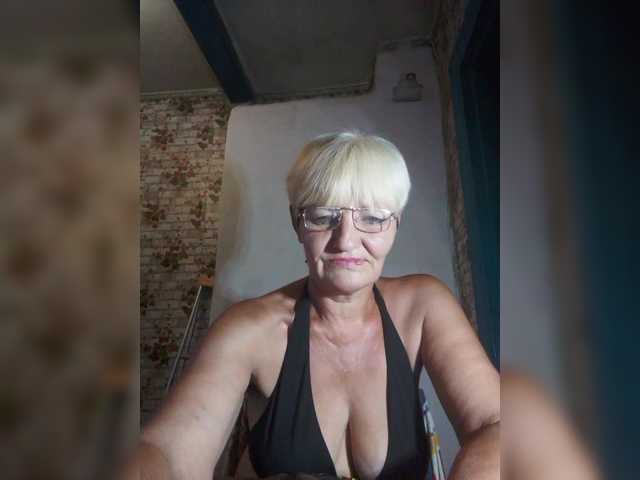 NikaGold45 live cam on BongaCams