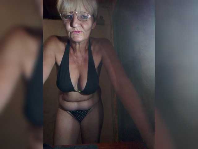 NikaGold45 live cam on BongaCams