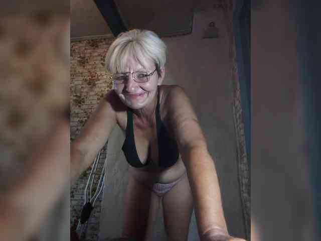 NikaGold45 webcam