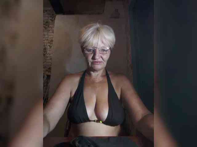 NikaGold45 webcam