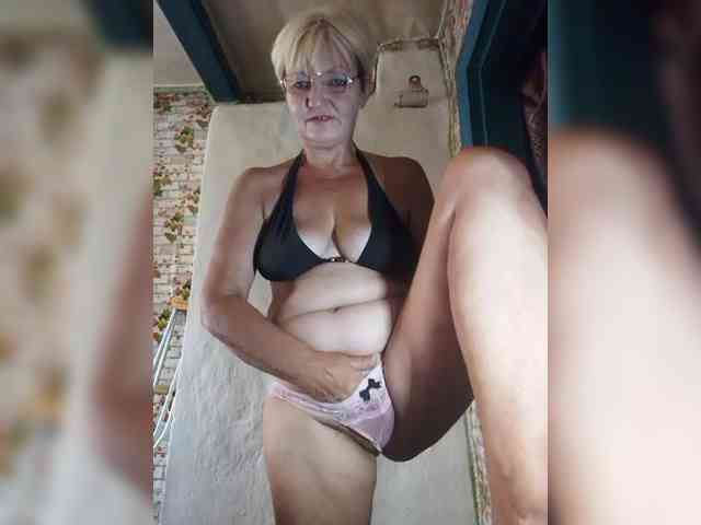 NikaGold45 webcam