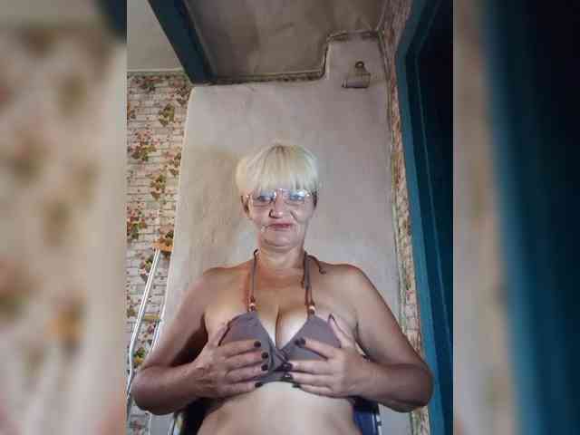 NikaGold45 webcam