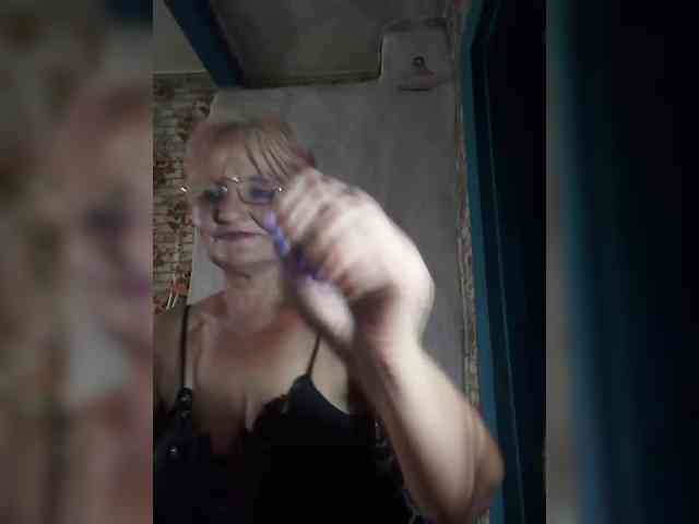 NikaGold45 webcam