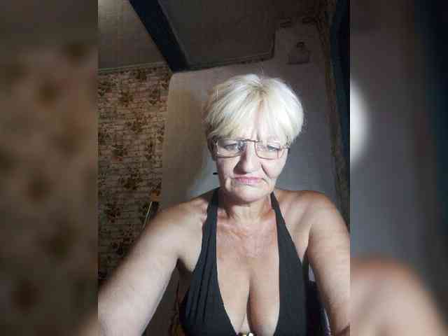 NikaGold45 webcam