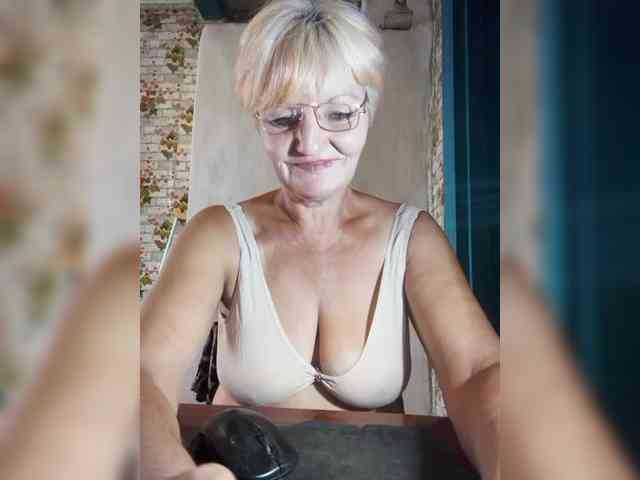 NikaGold45 webcam