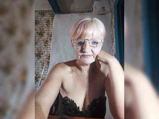NikaGold45 webcam