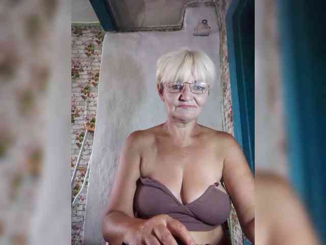 NikaGold45 webcam