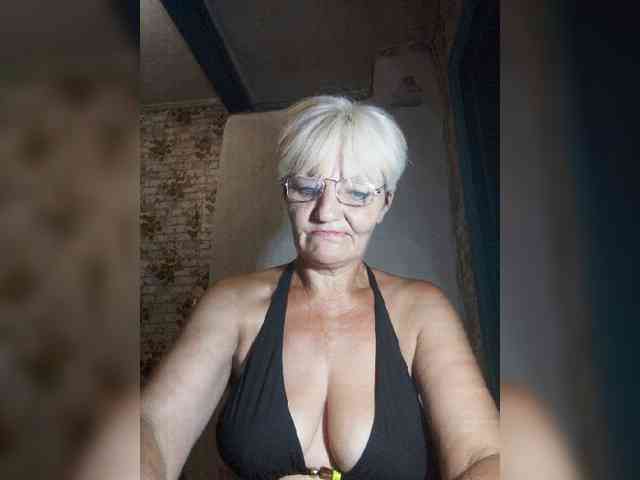 NikaGold45 webcam