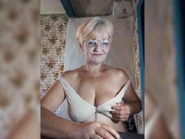NikaGold45 webcam