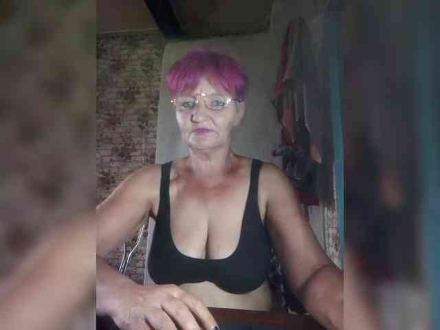 NikaGold45 webcam