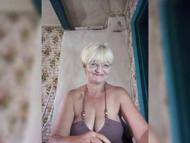 NikaGold45 webcam