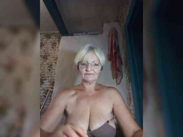 NikaGold45 webcam