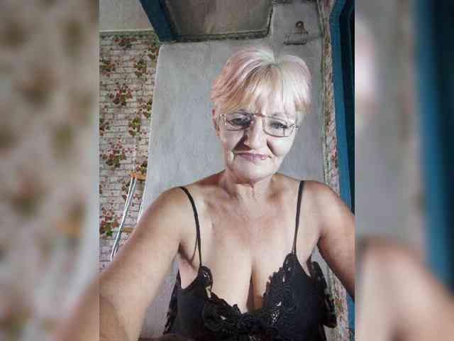 NikaGold45 webcam