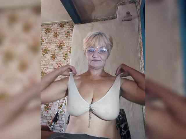 NikaGold45 Sex Cam Show