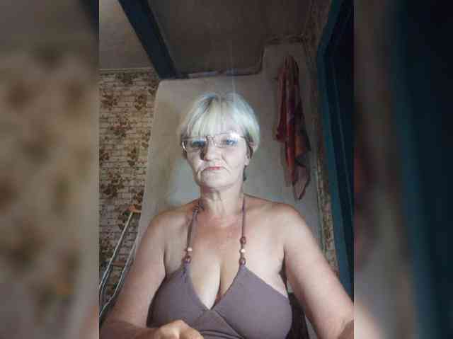 NikaGold45 webcam