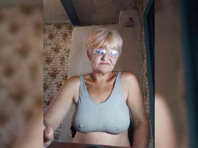 NikaGold45 Sex Cam Show