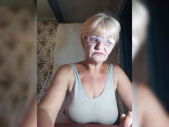 NikaGold45 Sex Cam Show