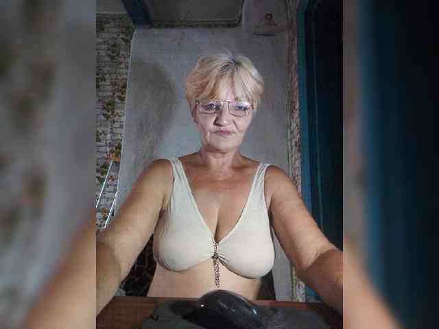 NikaGold45 Sex Cam Show
