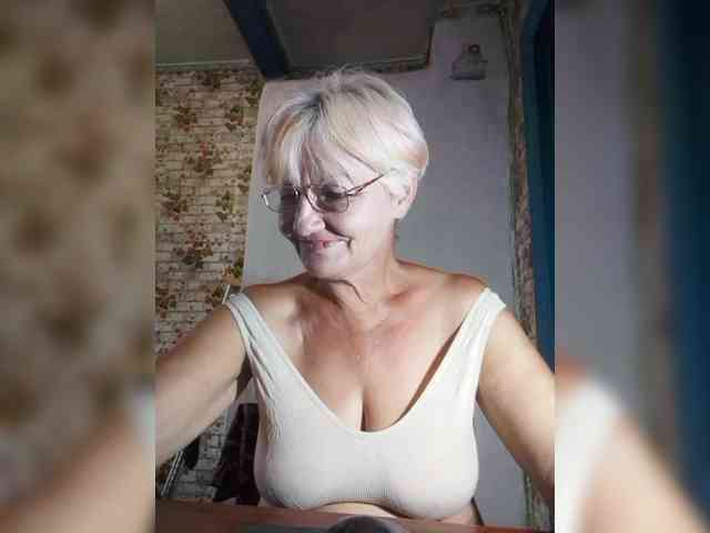 NikaGold45 Sex Cam Show