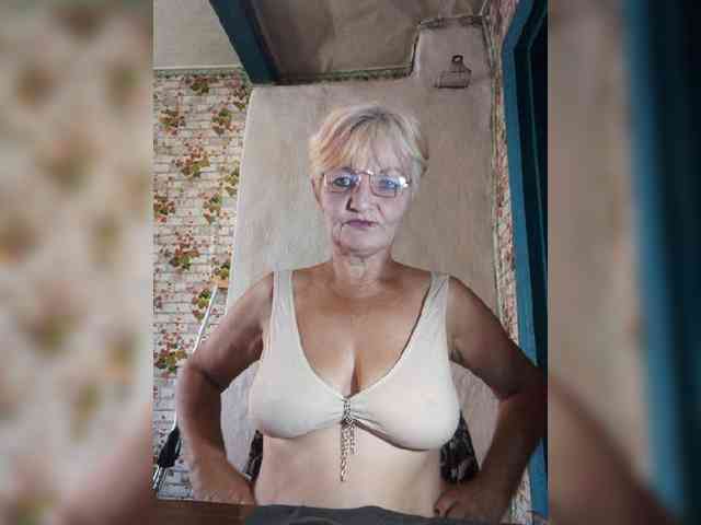 NikaGold45 Sex Cam Show