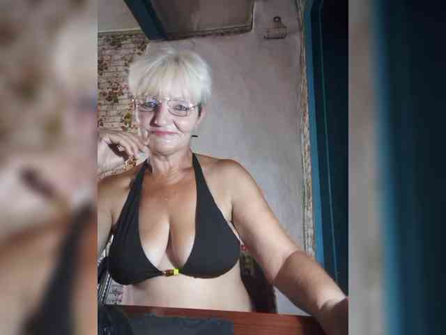 NikaGold45 webcam