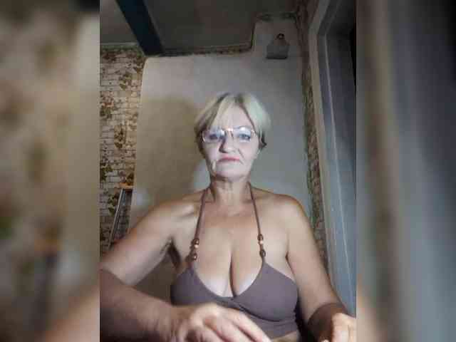 NikaGold45 webcam