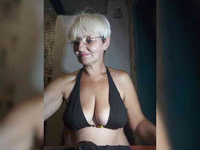 NikaGold45 webcam