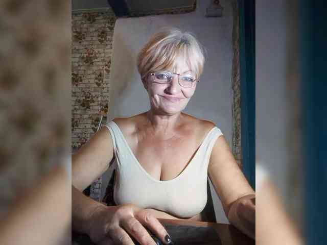 NikaGold45 webcam