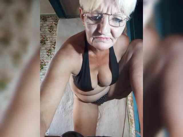 NikaGold45 webcam