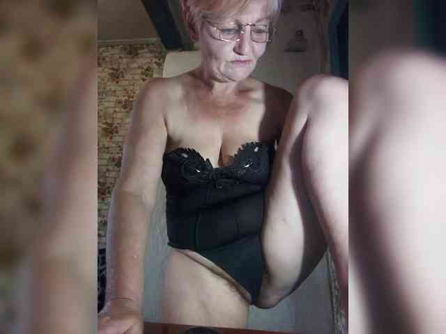 NikaGold45 webcam