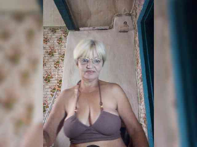 NikaGold45 webcam