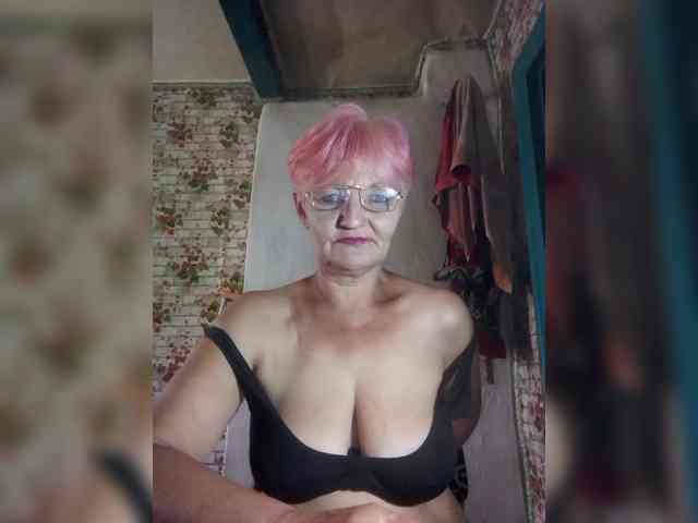 NikaGold45 webcam