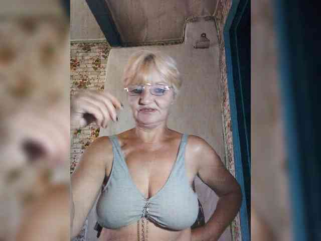 NikaGold45 Sex Cam Show