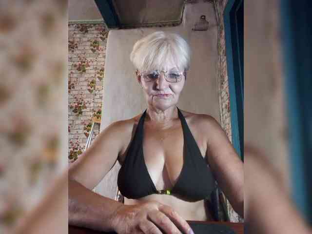 NikaGold45 webcam