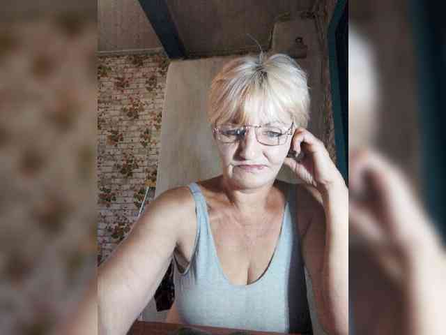 NikaGold45 Sex Cam Show