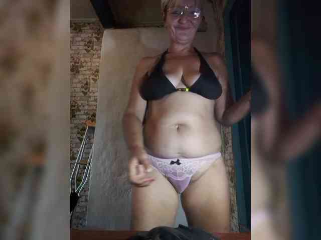 NikaGold45 webcam