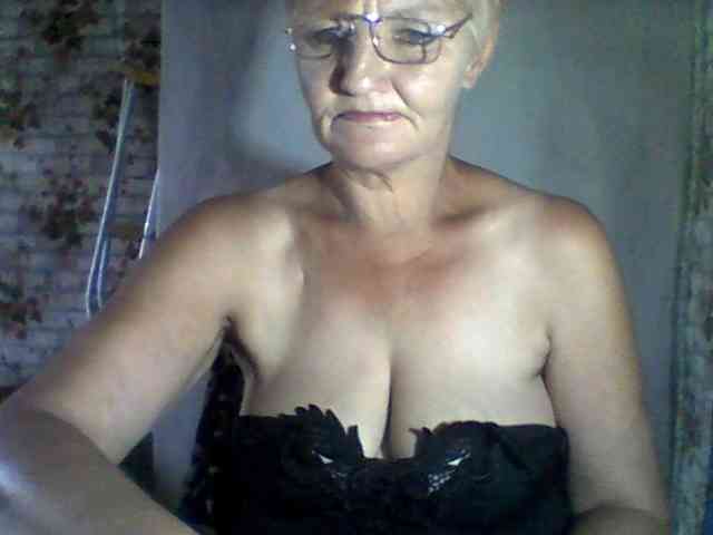 NikaGold45 webcam