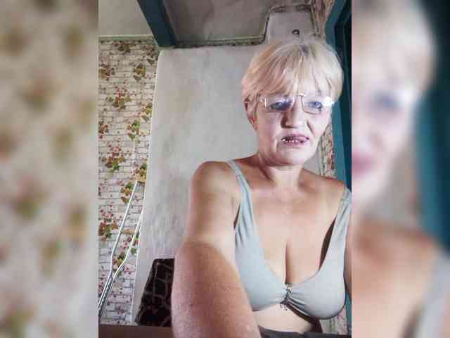 NikaGold45 Sex Cam Show