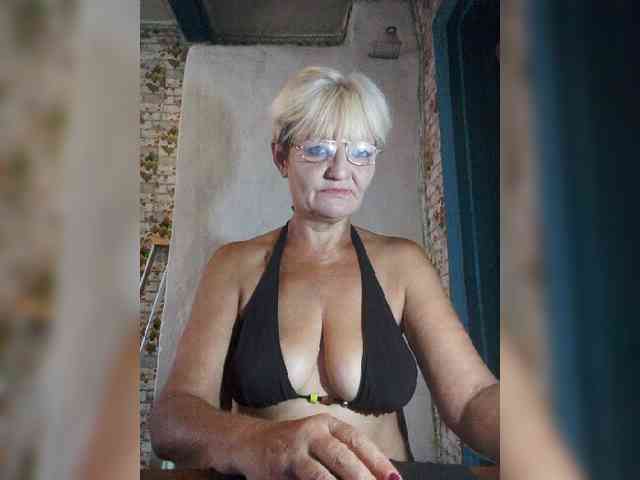 NikaGold45 webcam