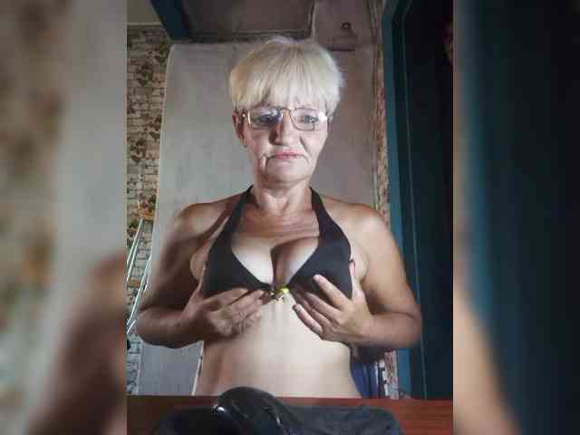 NikaGold45 webcam