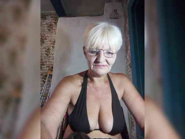 NikaGold45 webcam